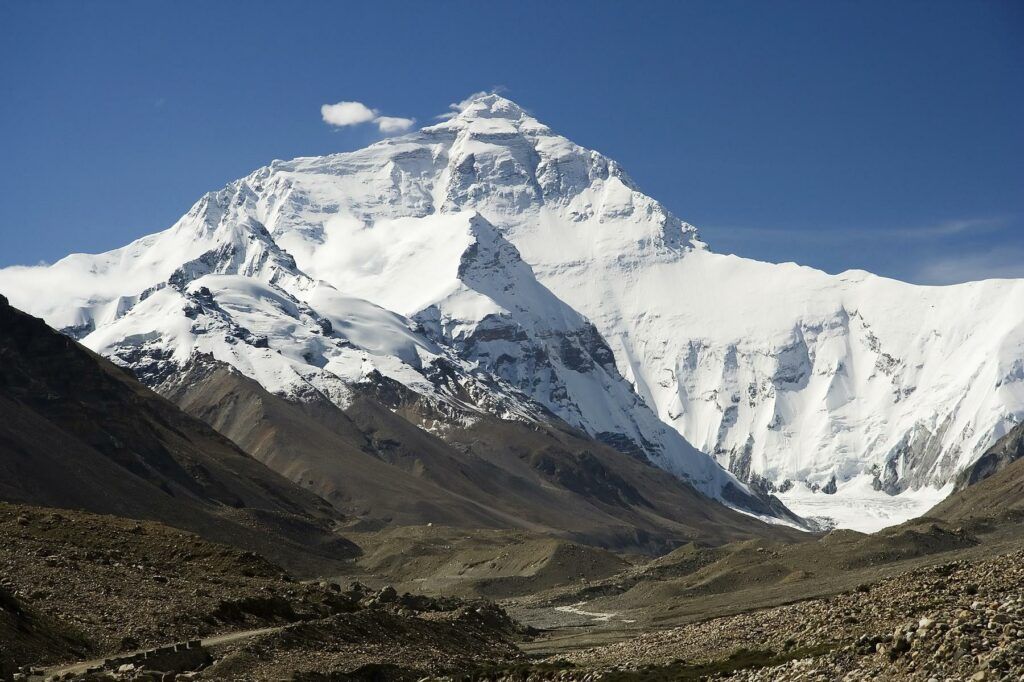 Image of Camping, Camping etiquette - File:Everest North Face toward Base Camp Tibet Luca Galuzzi 20